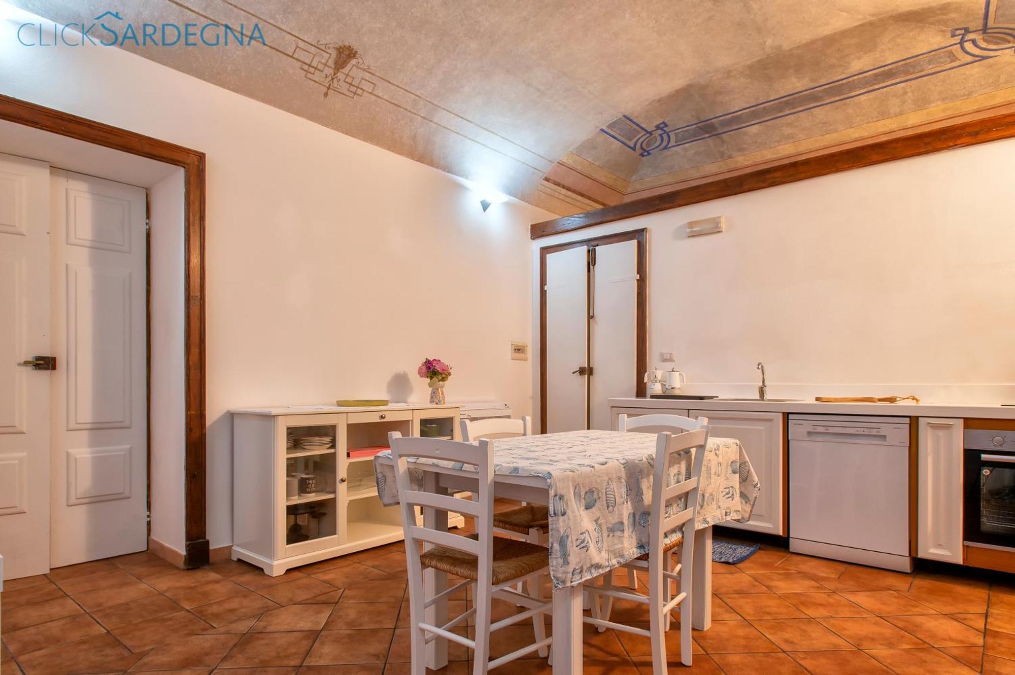 Carlo Alberto Apartment, Alghero Old Town, Near The Beach Luaran gambar