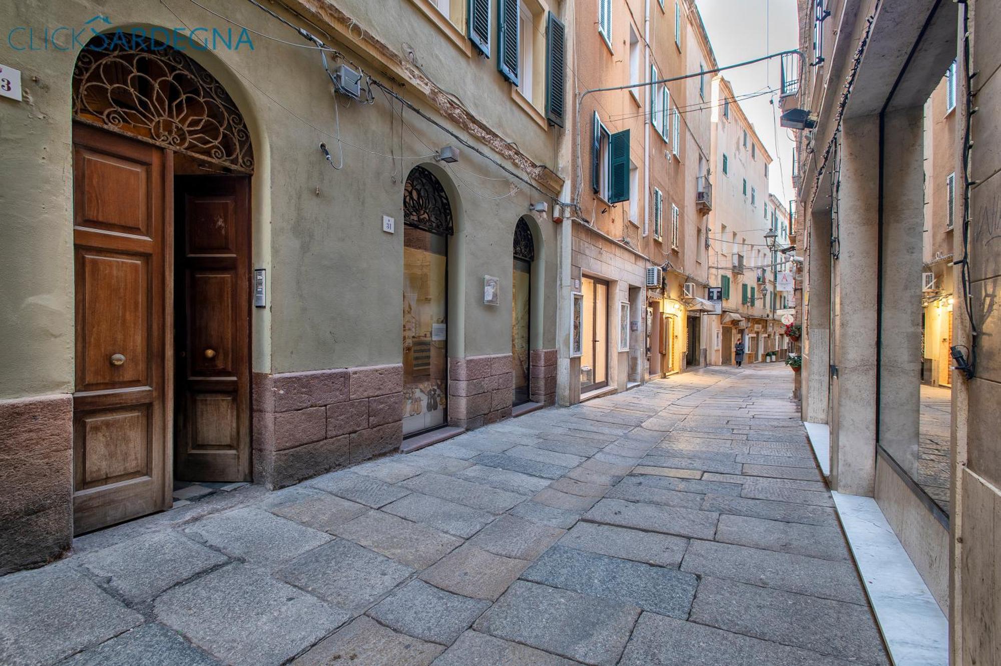 Carlo Alberto Apartment, Alghero Old Town, Near The Beach Luaran gambar
