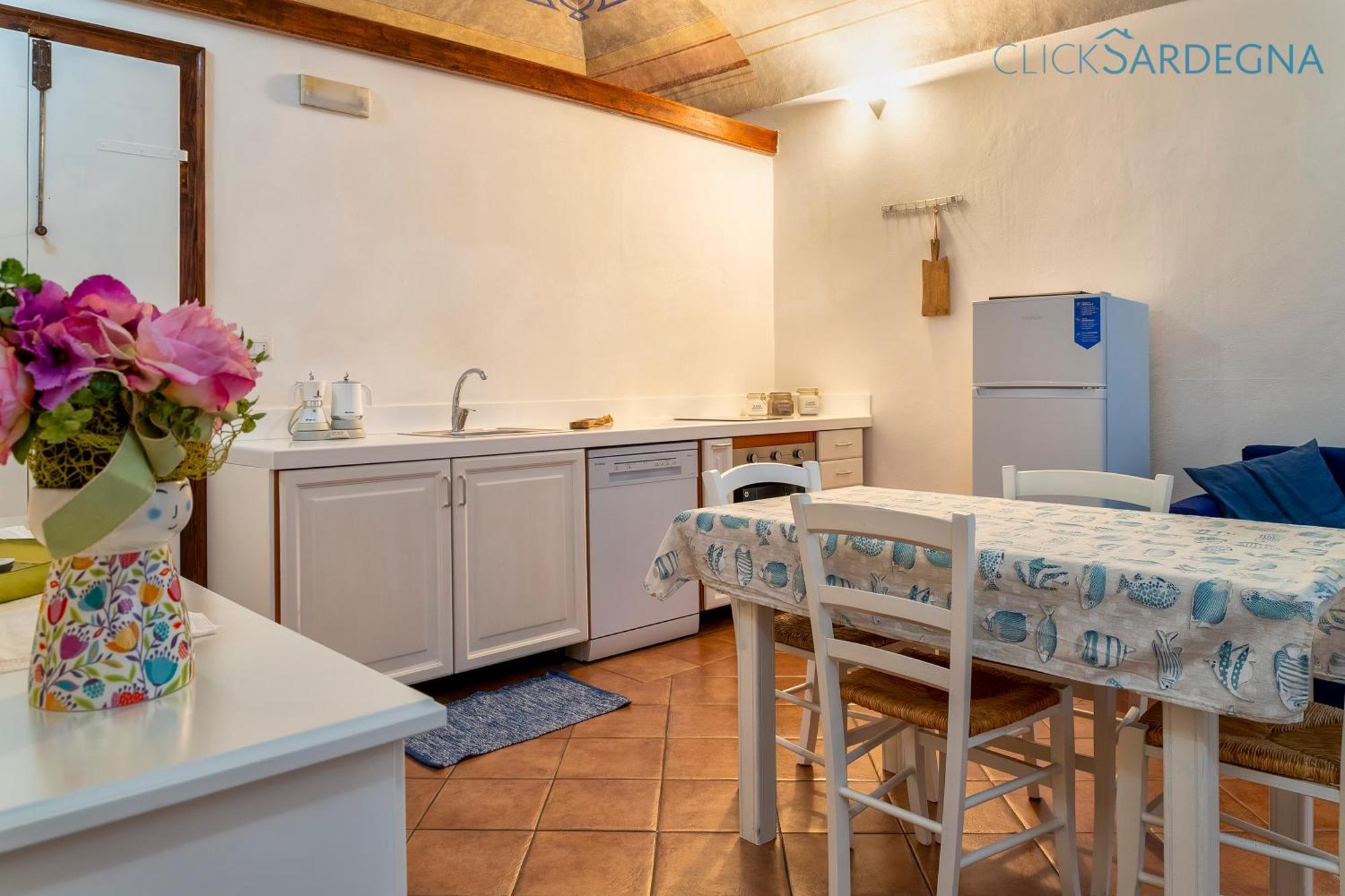 Carlo Alberto Apartment, Alghero Old Town, Near The Beach Luaran gambar